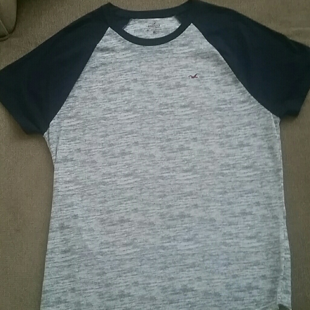 Teen boys hollister top
